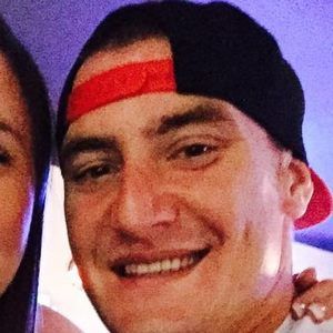 Meet your Posher, Troy